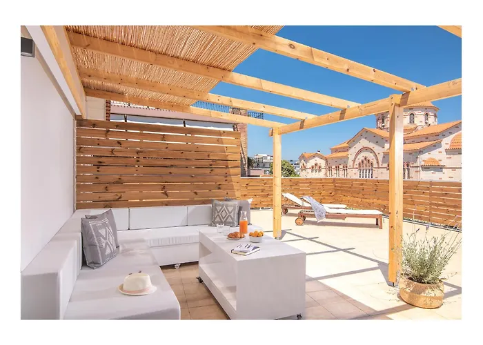 IDEOS IRAKLIS CITY LUXURIOUS SUN TERRANCE β
